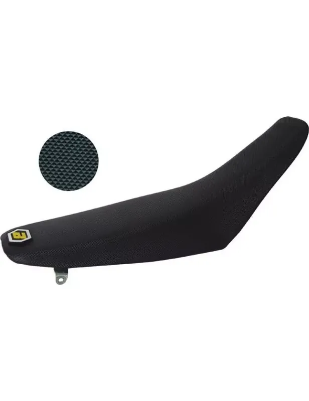 Must-Have Housse de selle BLACKBIRD Pyramid noir Polaris Outlaw