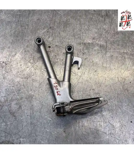 Top Vente Platine repose pied Arrière Gauche SUZUKI BANDIT 650 – 2005