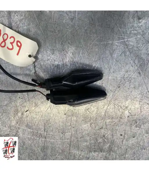 Clignotant BMW f900r – 2022 Marque