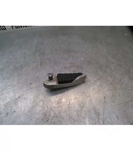Cale-pieds Arrière Gauche SYM GTS 125 – 2007 Pas Cher