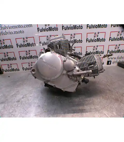 Usine Directe Moteur HONDA VARADERO 125 – 2001