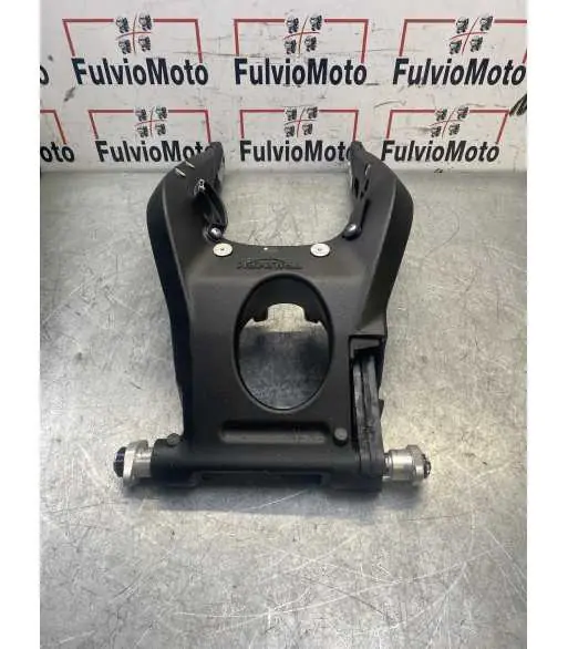Bras oscillant TRIUMPH STREET TRIPLE 660 – 2020 Remise