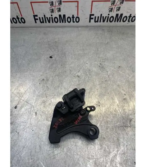 Etrier de frein Arrière TRIUMPH STREET TRIPLE 660 – 2020 Commander Maintenant