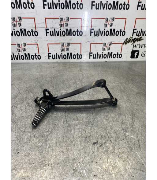 Achat Immédiat Platine repose pied Arrière Droit KAWASAKI ZX6R 600 – 2009