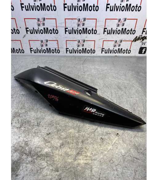 Expédition Rapide Flanc de selle Gauche SYM ORBIT III 50 – 2020