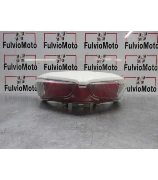 Affaire À Saisir Feu Arrière HONDA FORZA 300 – 2013