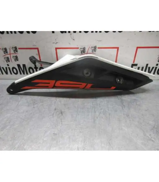 Flanc de selle Gauche KTM DUKE 390 – 2018 Offre Limitée