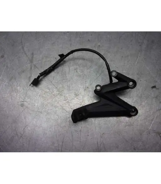 Platine repose pieds avant droite – TRIUMPH STREET TRIPLE 675 – 2013 Certifié