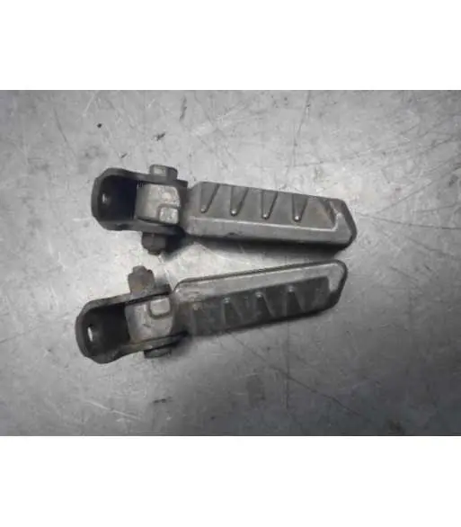 Prix Réduit Cale pieds passager droit + gauche – PEUGEOT LUDIX 50 – 2005