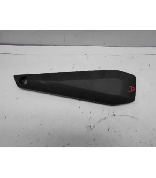 Flanc de selle droit – YAMAHA FZ8 800 – 2015 Nouvel Arrivage