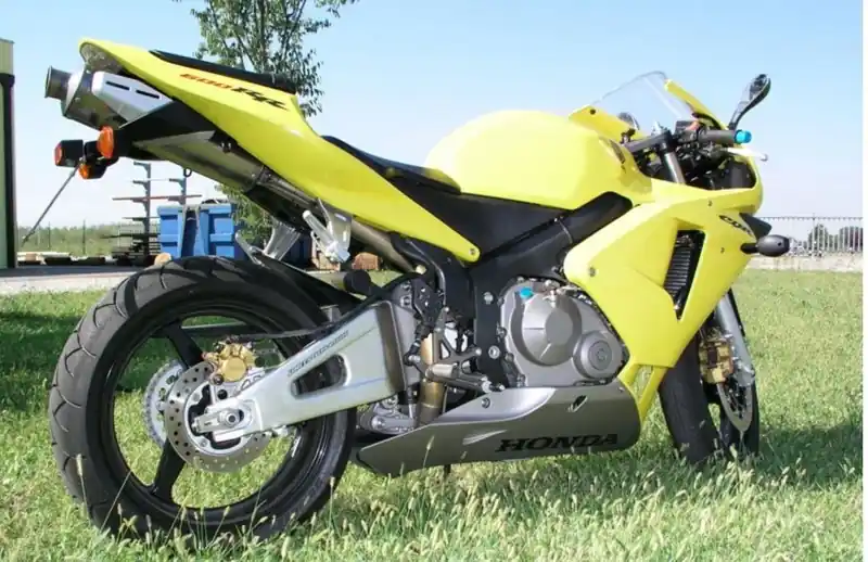 Spark silencieux titane homologué pour CBR600R 2003-2004 Super Prix