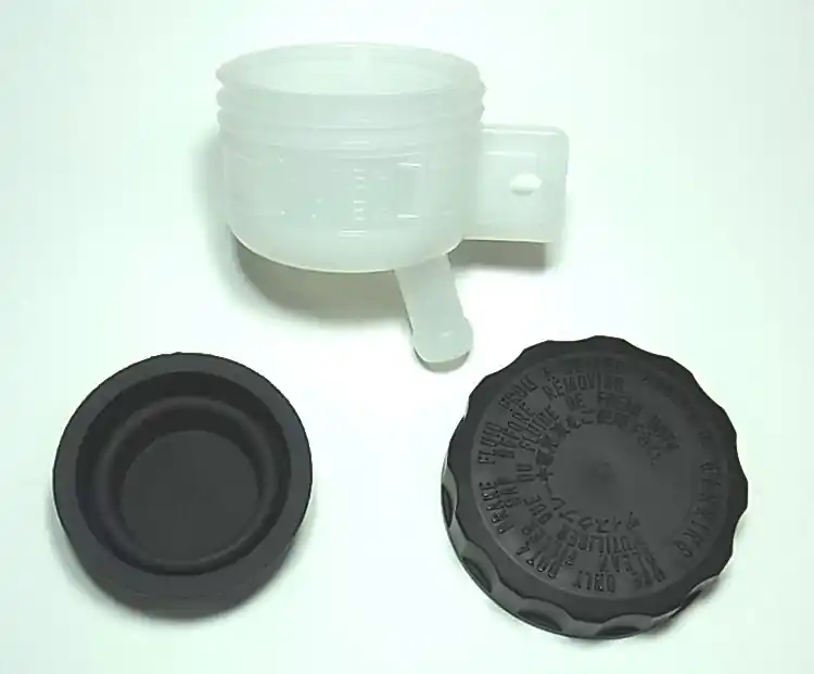 Kit réservoir maître-cylindre AR ZR-7 2000 Pas Cher