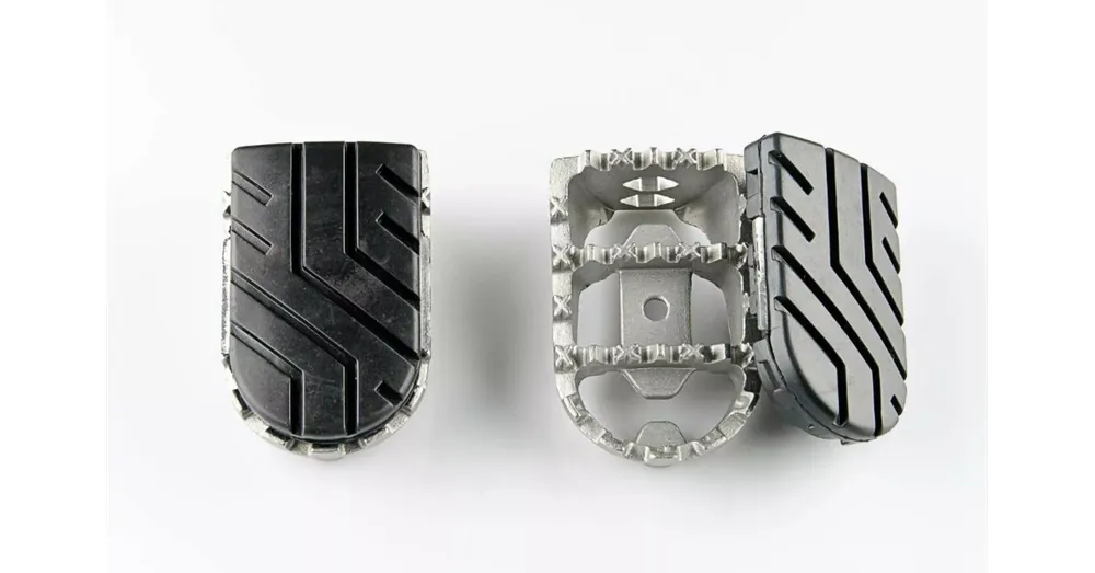 Kit Repose-Pieds SW-MOTECH ION Argent/Noir Pan America Must-Have