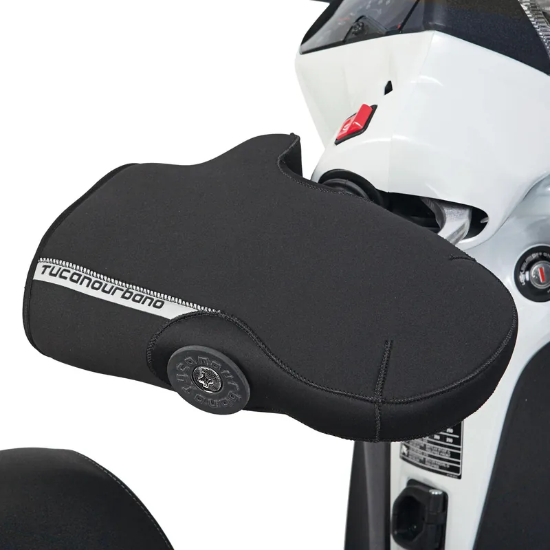 Manchettes de guidon, pour Vespa GT / Vespa GTS, avec arceau de protection, noir Tucano Urbano Commander Vite