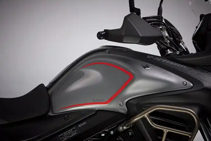 Bon Marché Film de protection du réservoir (rouge) pour Suzuki V-Strom 650 BJ. 2012-2016