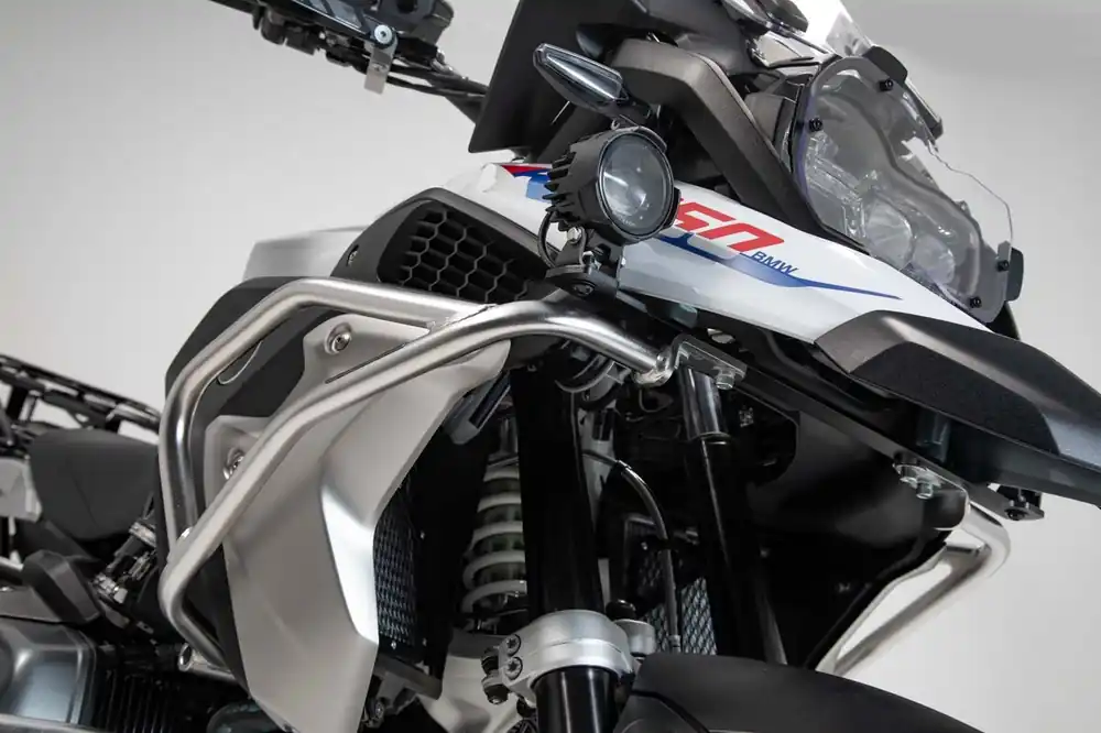 Vente Directe SW-Motech Barre de carrossage supérieure argentée pour BMW R 1200 GS LC /Rallye (16-18), R 1250 GS (19-) – SW Motech