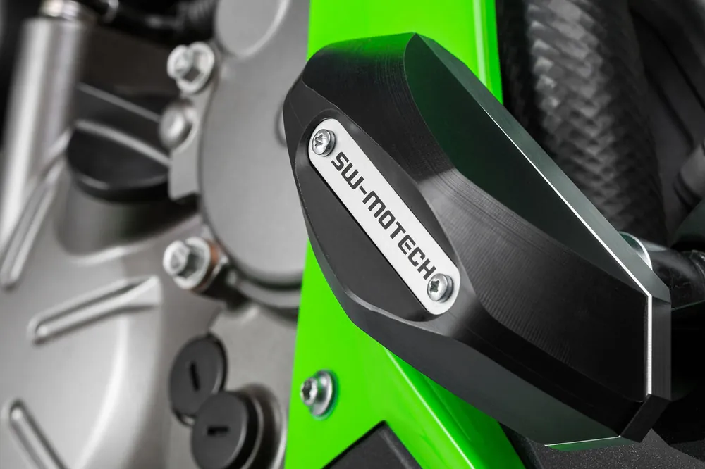 Commande En Gros SW-Motech Kit de carrossage noir pour Kawasaki Ninja ZX-6 R 636 – SW Motech