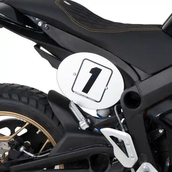 Dernier Modèle Barracuda Nummerntafel Zero DS 2016-