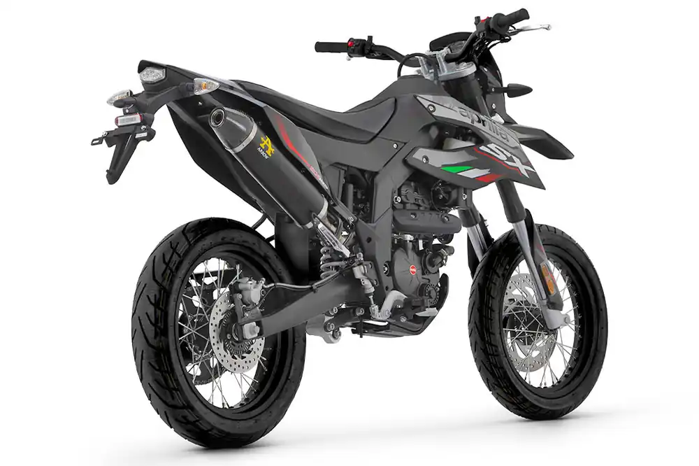 ARROW Auspuff DARK THUNDER mit Carbon-Endkappe für Aprilia RX125 / SX125 Modelljahr 2021-2023 Commander Maintenant